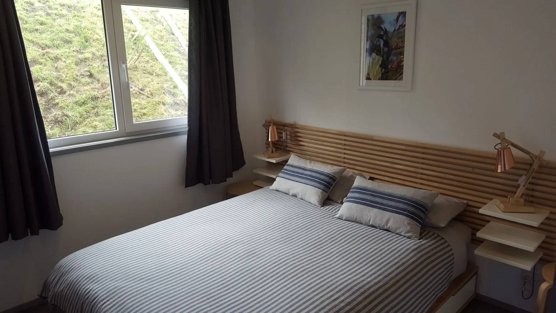 Bedroom with a queen bed
