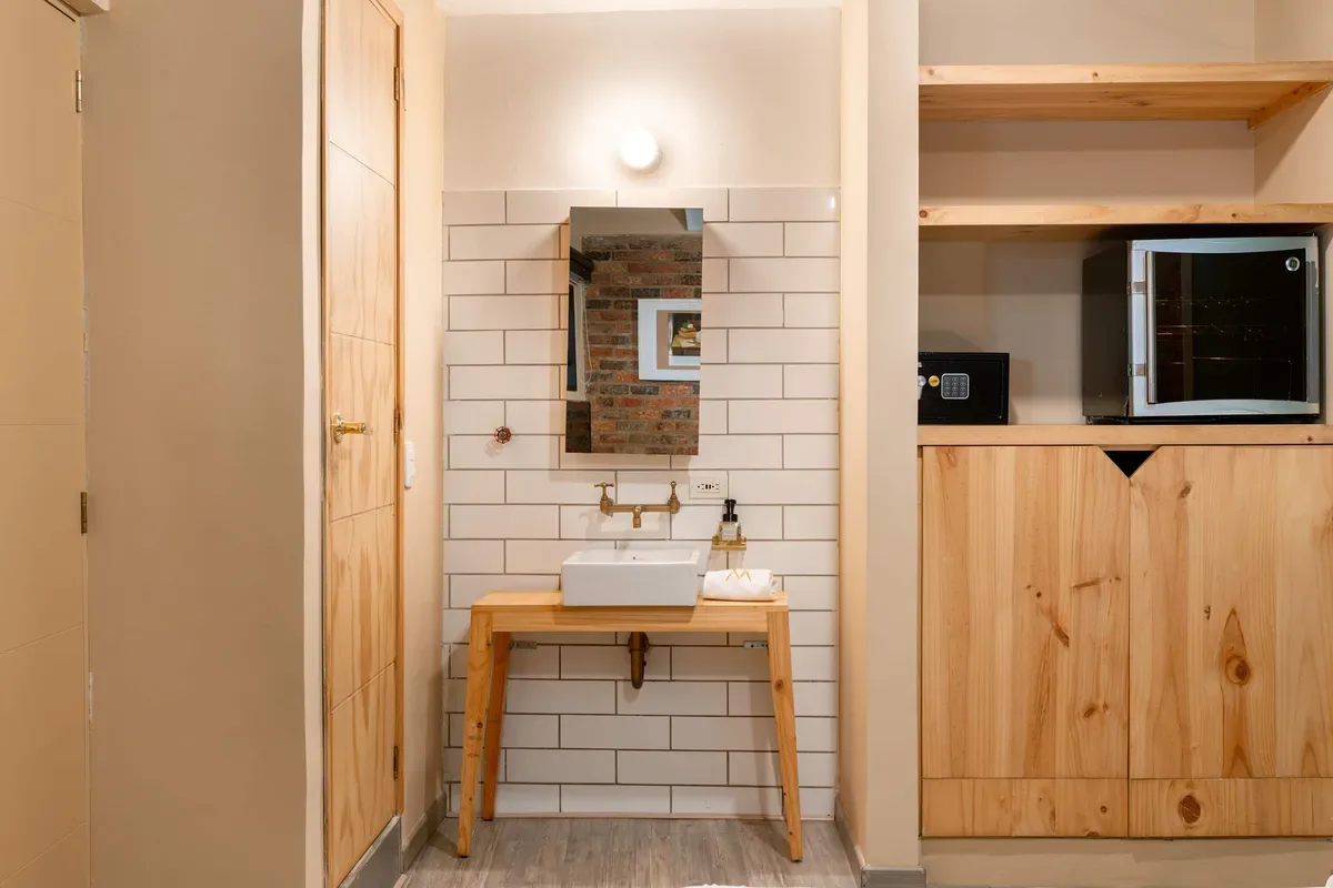 Sleek 2BR in La Candelaria