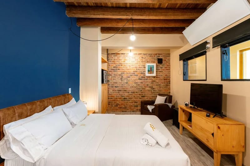 Sleek 2BR in La Candelaria