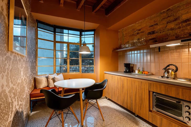 Sleek 2BR in La Candelaria