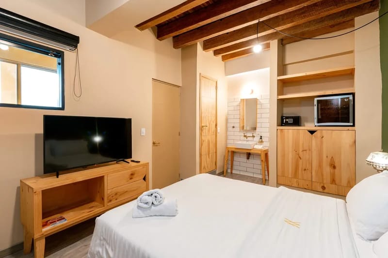 Sleek 2BR in La Candelaria