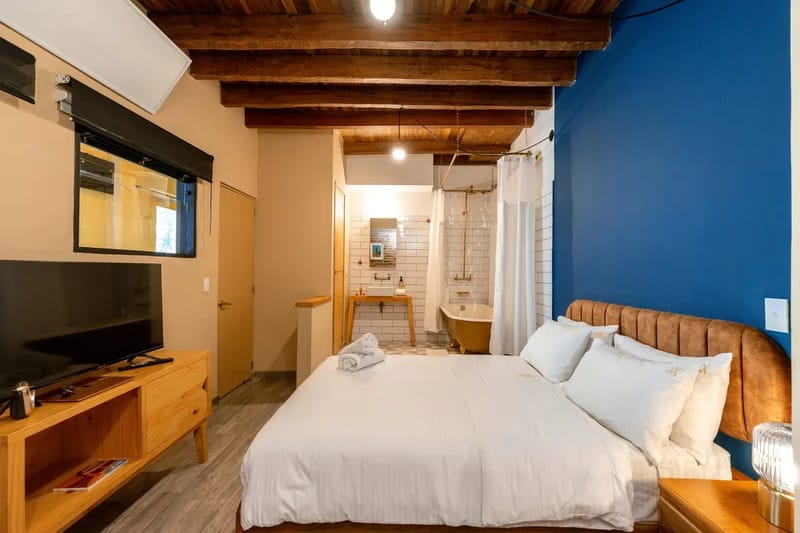 Sleek 2BR in La Candelaria