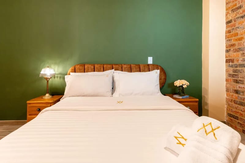 Sleek 2BR in La Candelaria