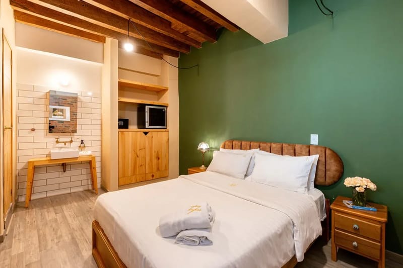 Sleek 2BR in La Candelaria