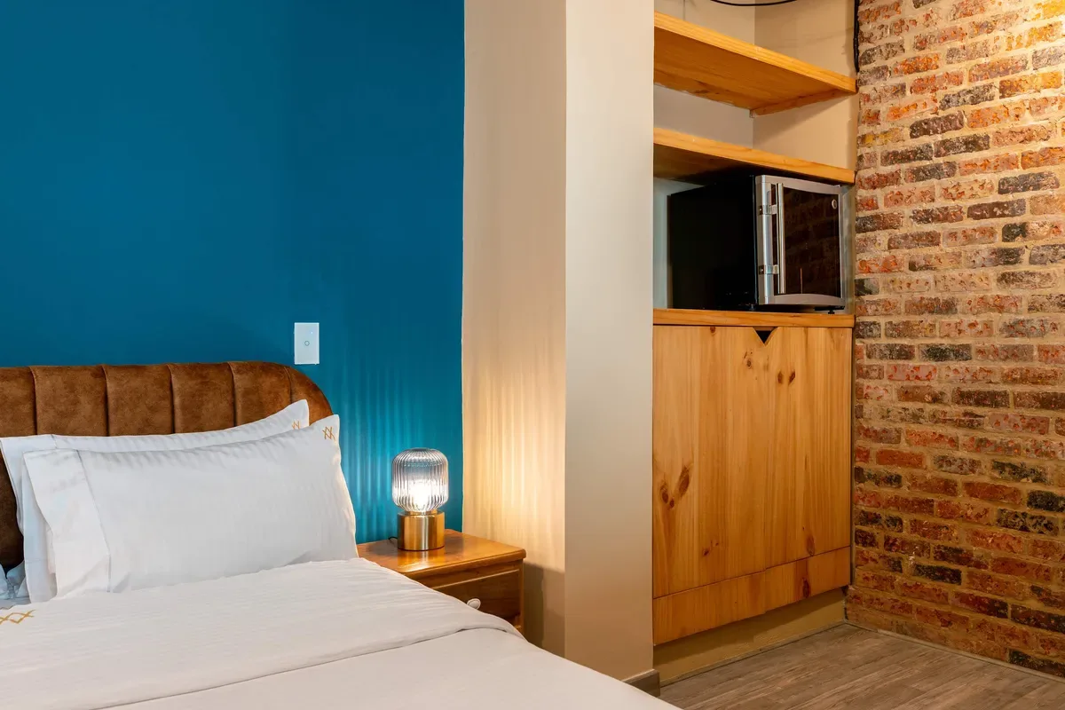 Sleek 2BR in La Candelaria