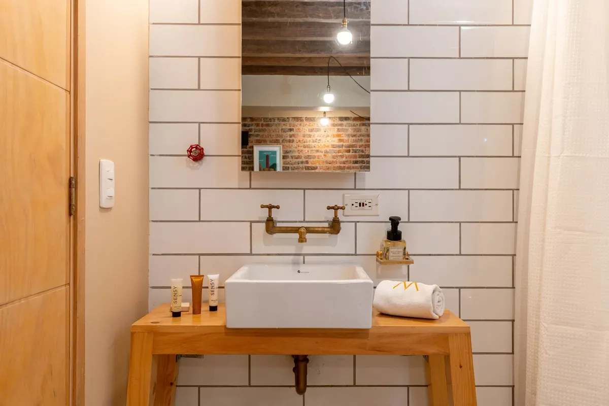 Sleek 2BR in La Candelaria