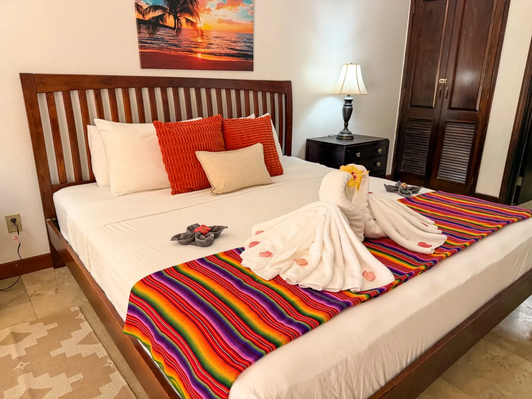 Deluxe king room
