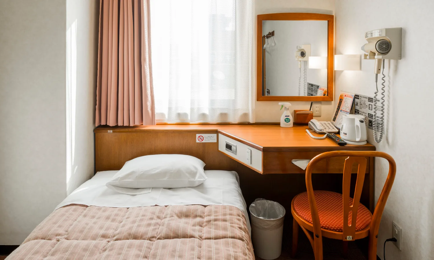Single-room bed