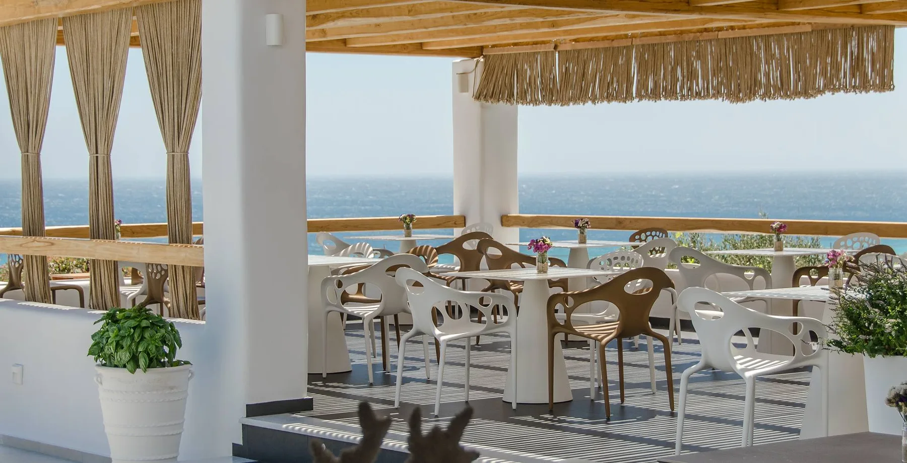 Lianos Village Hotel