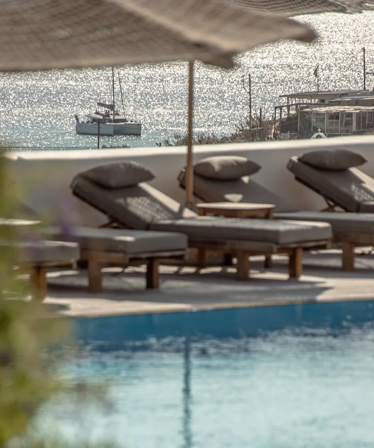 Lianos Village Hotel