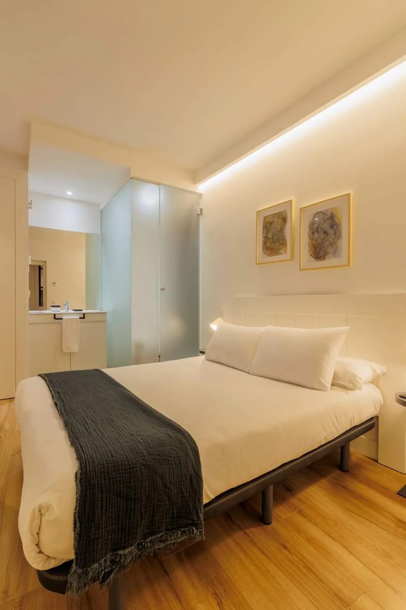 Exceptional 2BR at Palacio Real