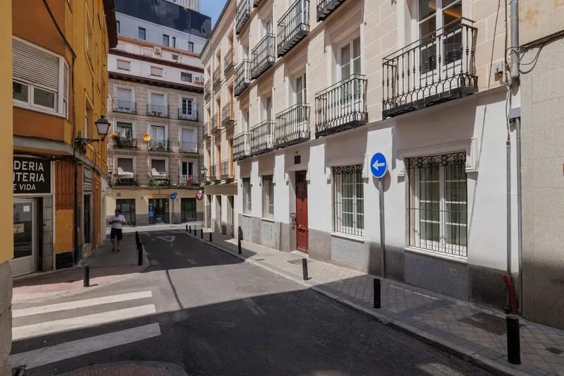 Exceptional 2BR at Palacio Real