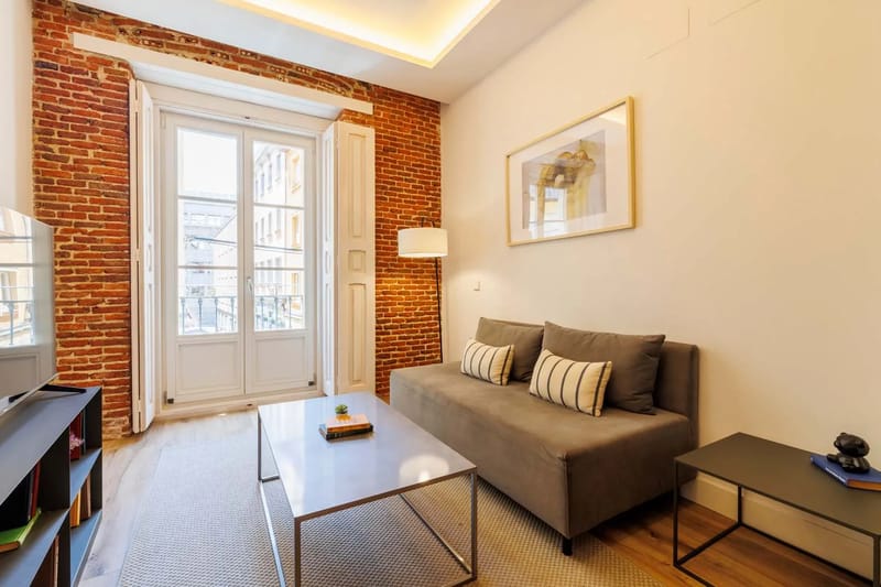 Exceptional 2BR at Palacio Real