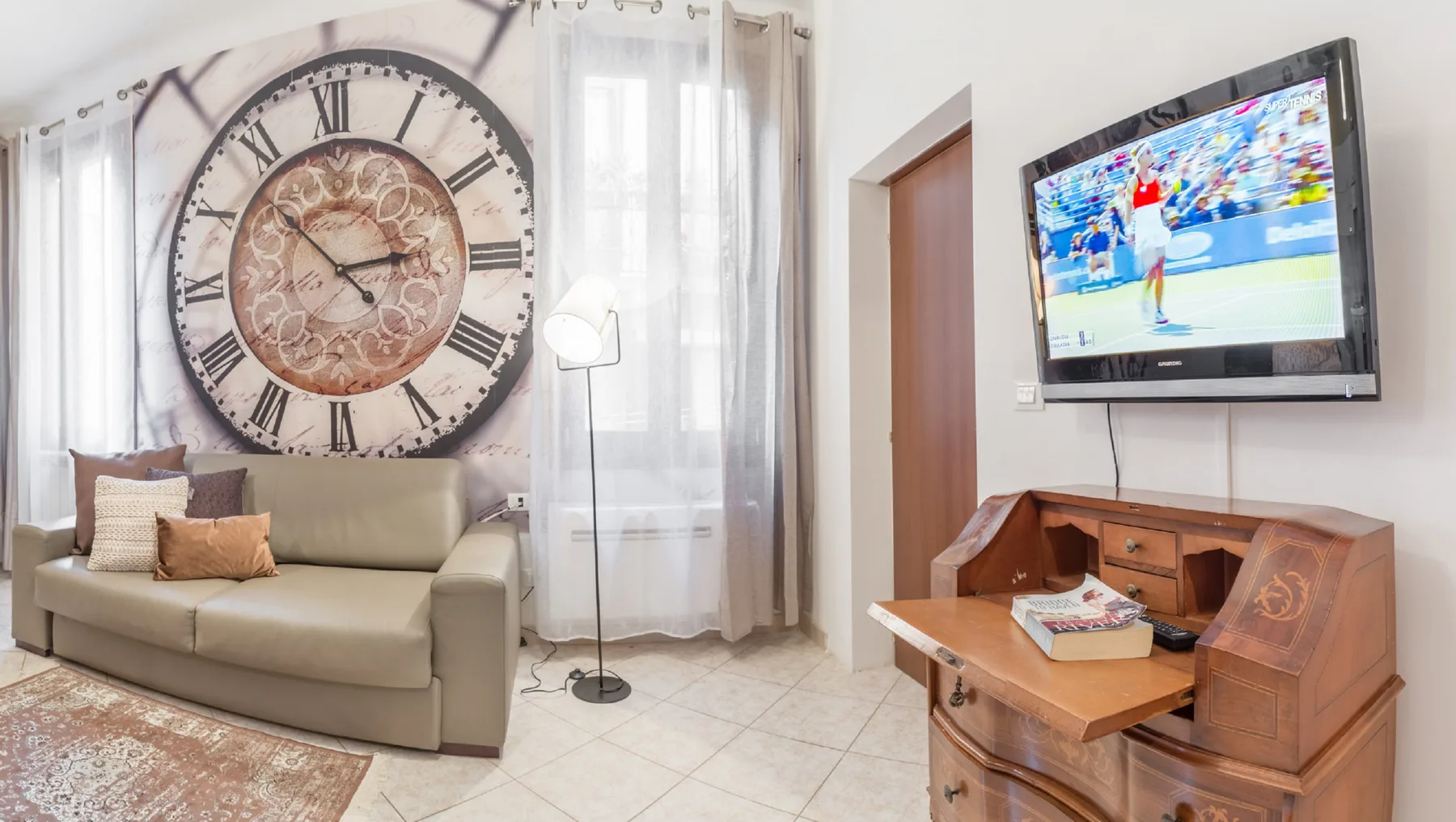 Venice Grand Canal Style Apt. 1