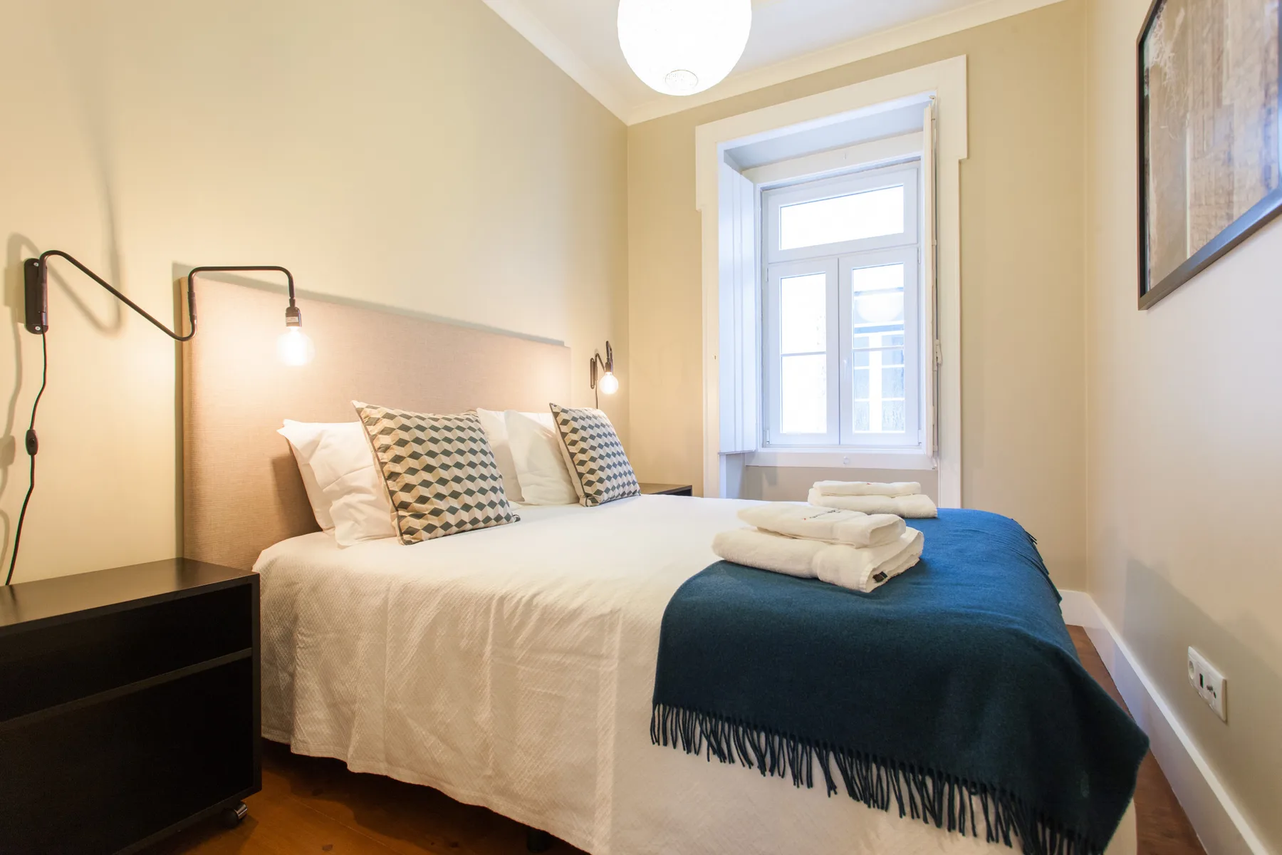 Apartment in Lisbon - FLH Baixa Blue Apartment