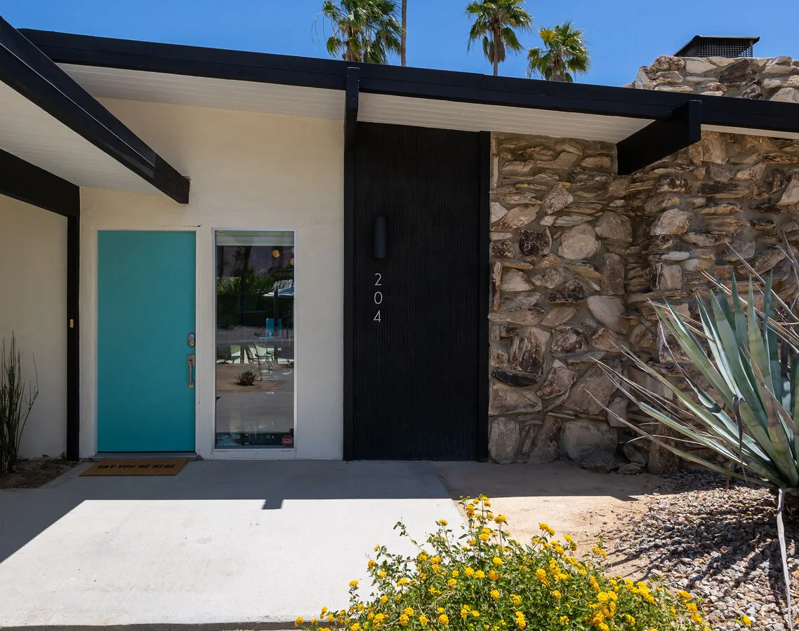 Aqua House