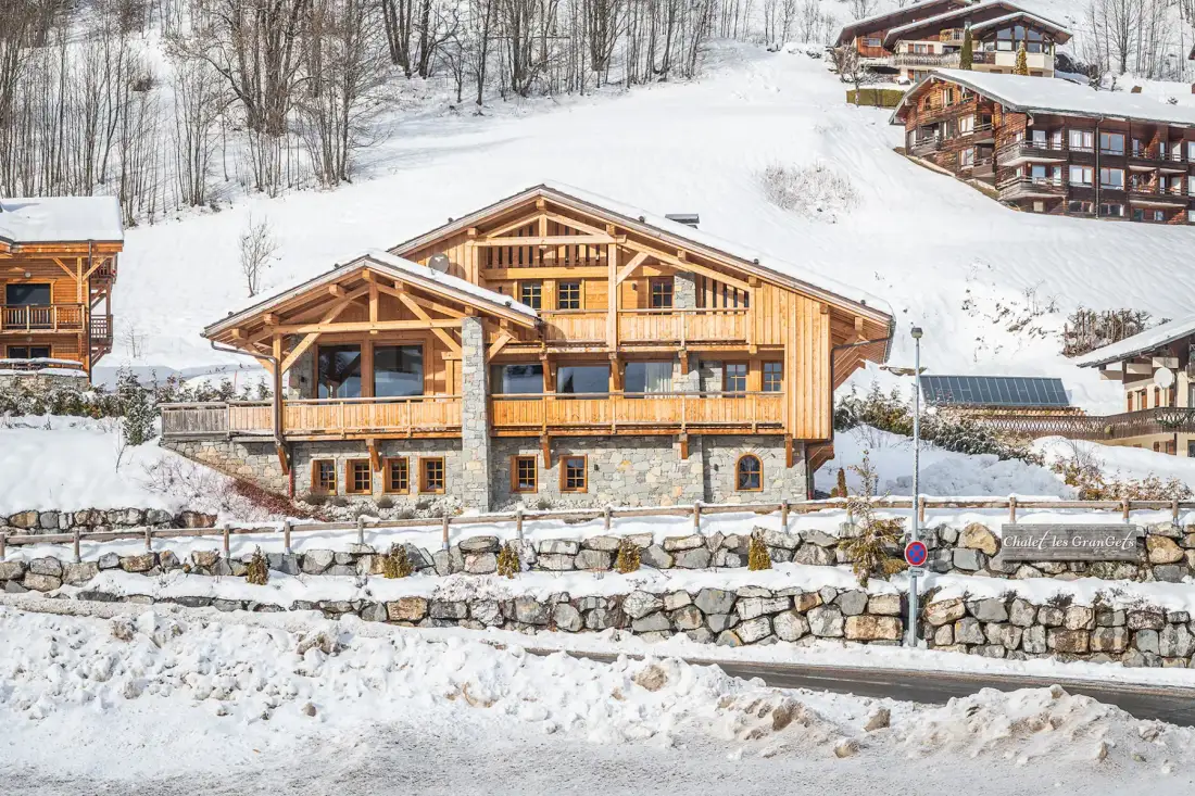 Outside view mountain chalet summer time ski chalet Abachi Les Gets