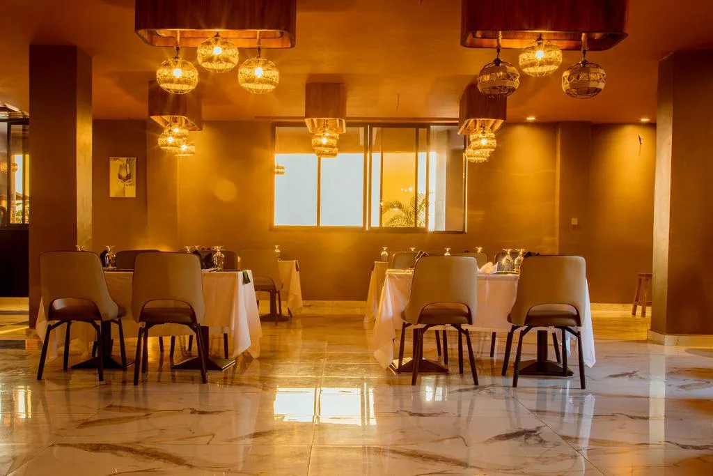 Restaurant and dining