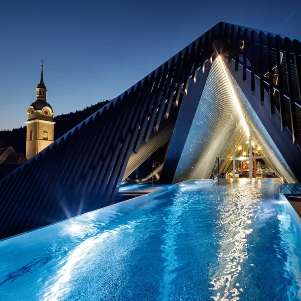 Piscina infinita
