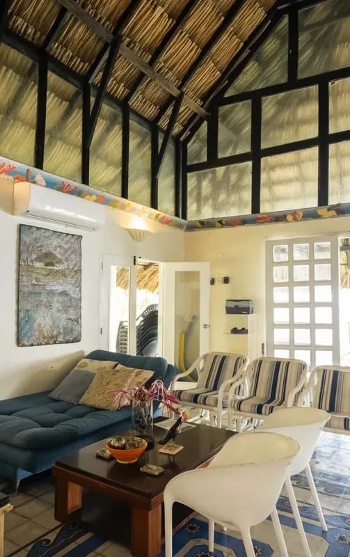 Nature & Beachfront 4BR Villa in Isla Grande