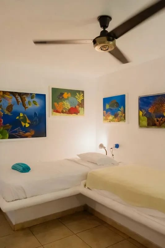 Nature & Beachfront 4BR Villa in Isla Grande