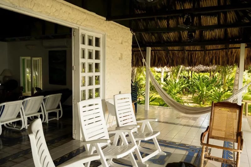 Nature & Beachfront 4BR Villa in Isla Grande