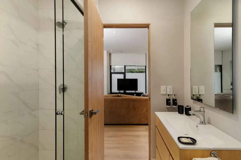 Bright 2BR w/ AC in Prime Cuauhtemoc
