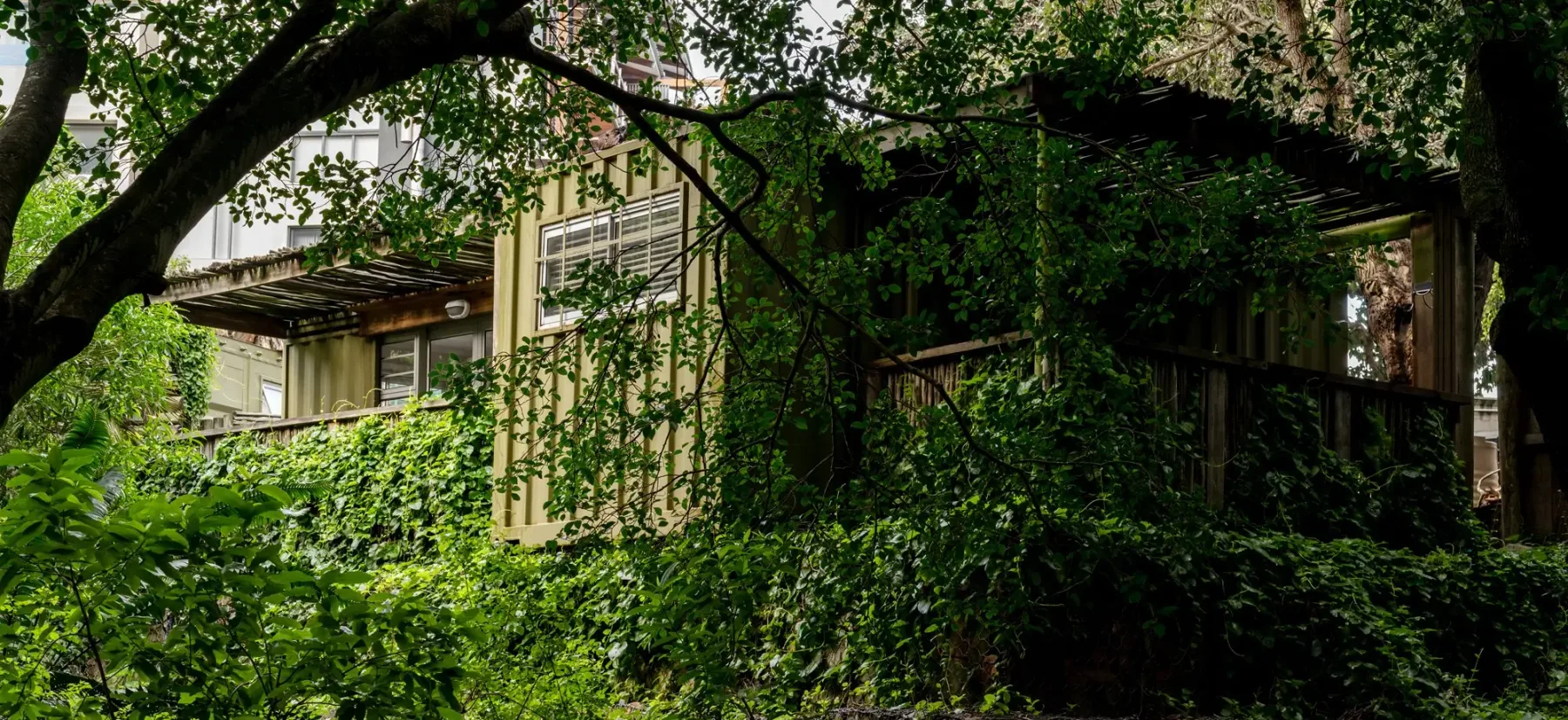 Estate buildings