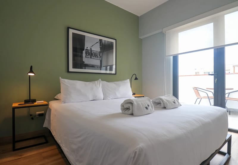 Beautiful 2BR with Terrace in Miraflores