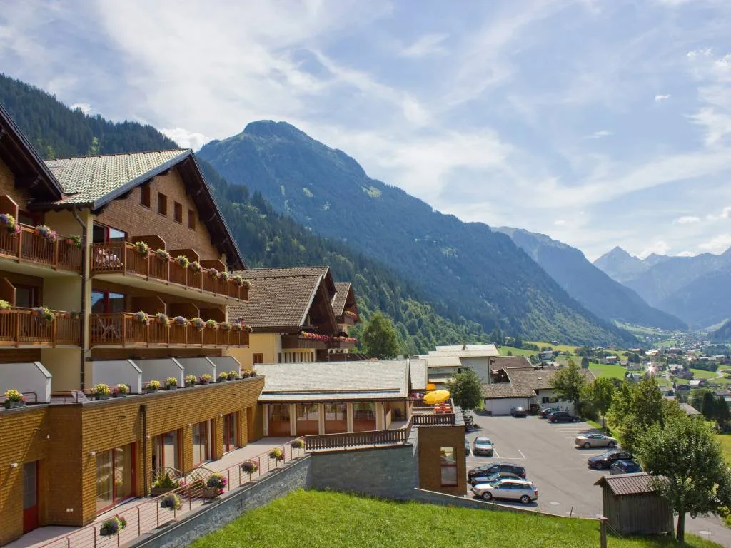 Exterior of Hotel Zamangspitze