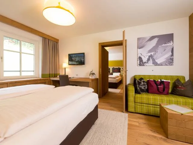 Double room at Hotel Zamangspitze