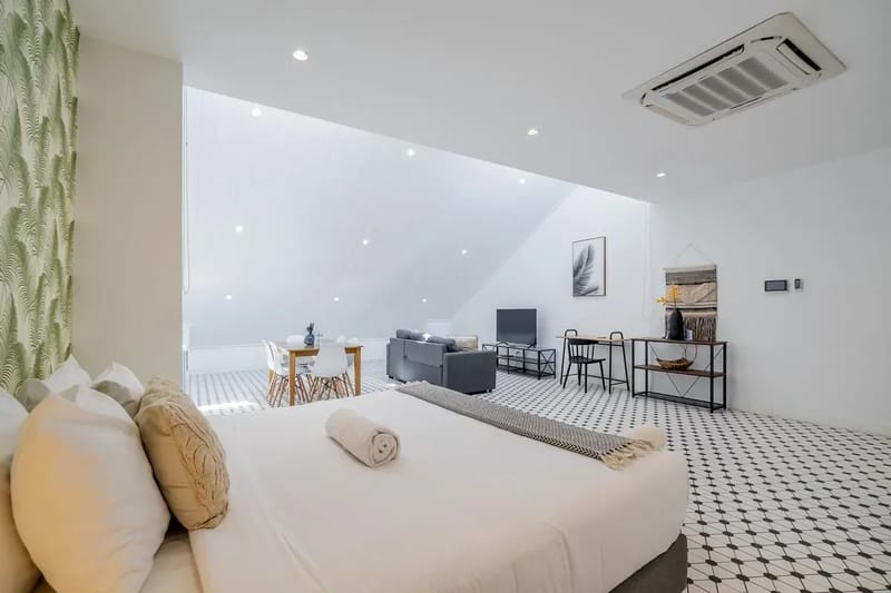 Sunny Loft in Plaza Catedral