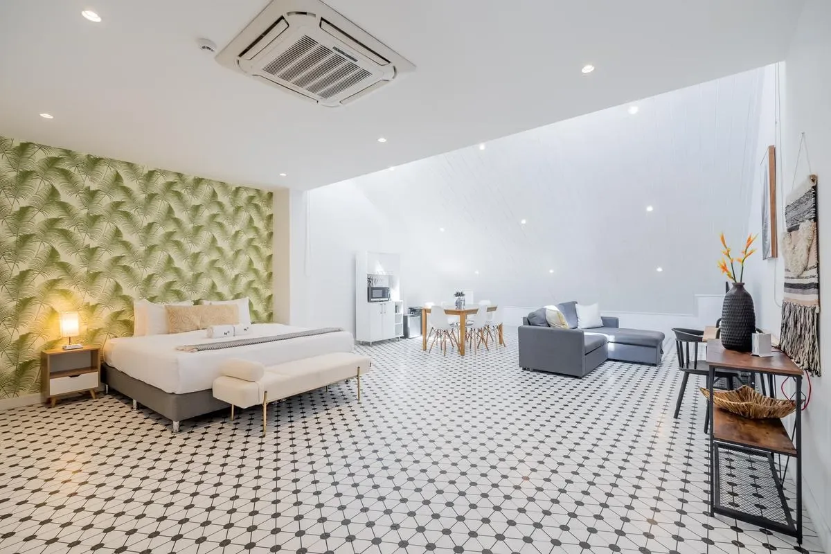 Sunny Loft in Plaza Catedral