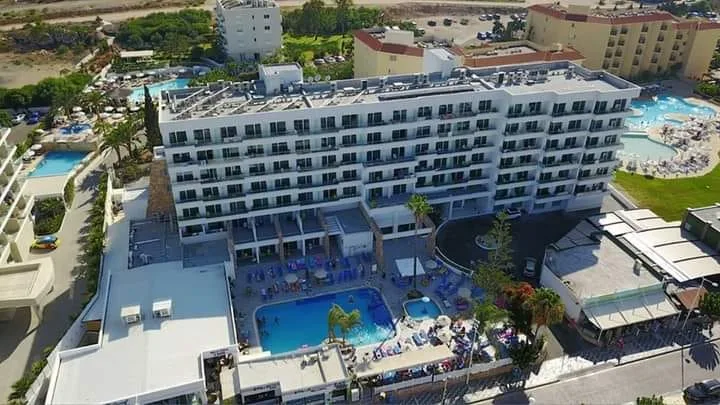 Melini Hotel Suites