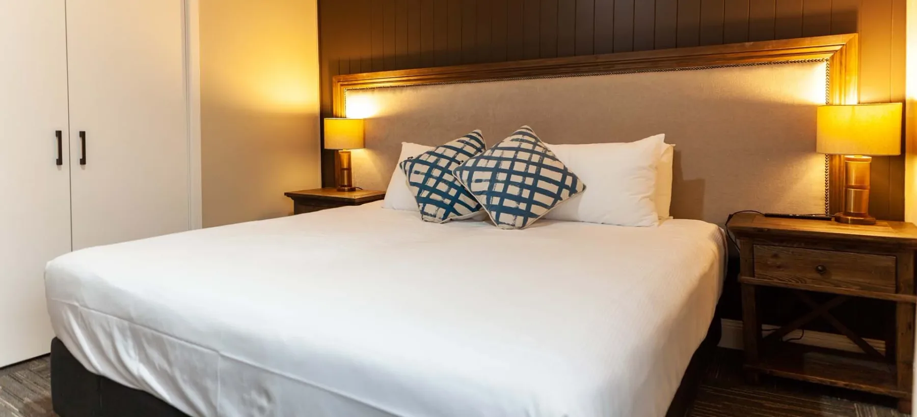 Accommodation banner