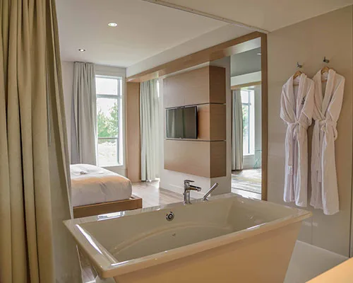 Upscale room