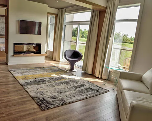 Spacious room