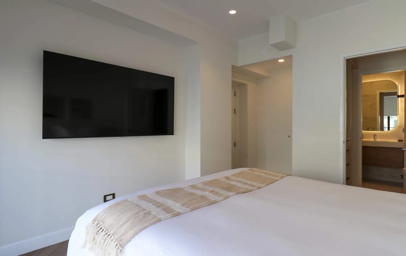 Enjoyable 2BR Stay w/ Balcony in Miraflores