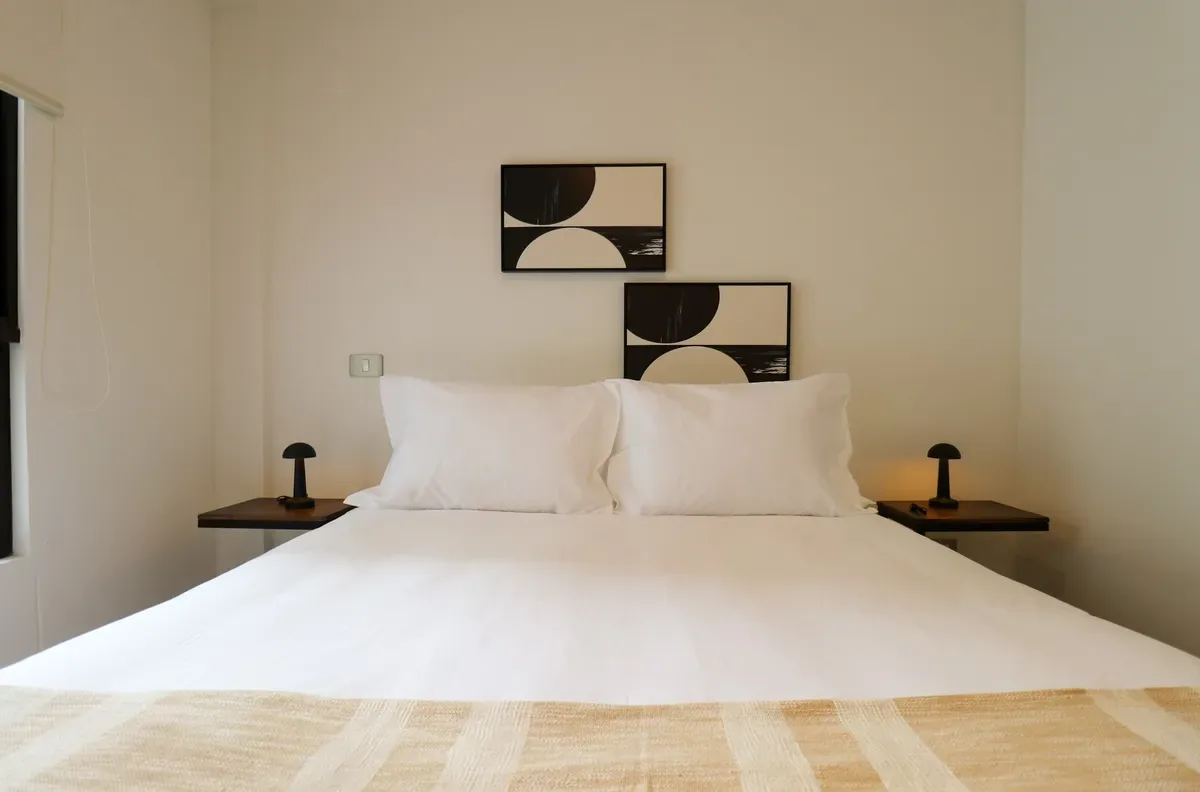Enjoyable 2BR Stay w/ Balcony in Miraflores