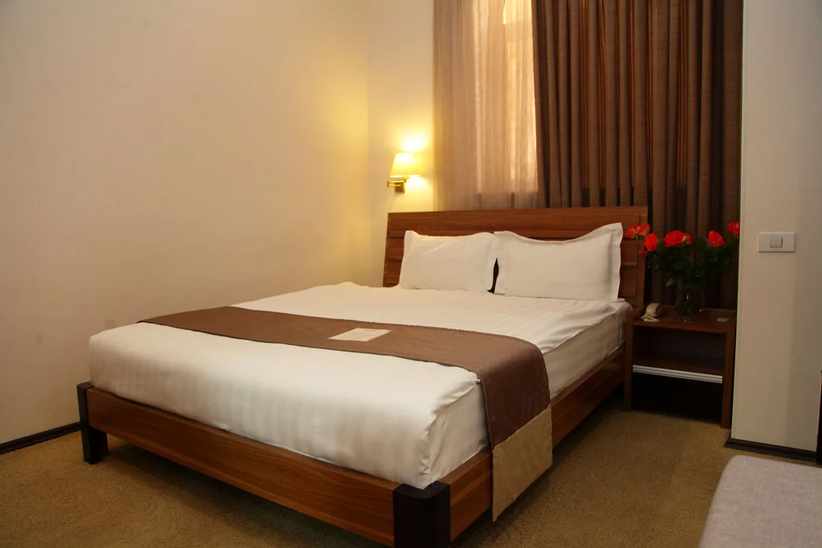 Standard single room
