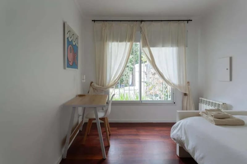 Bright 4BR Home w/ Amazing Pool in Mendoza