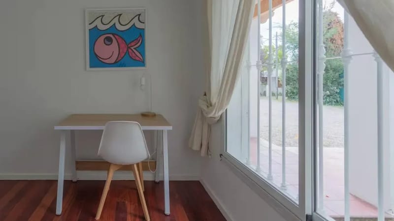 Bright 4BR Home w/ Amazing Pool in Mendoza