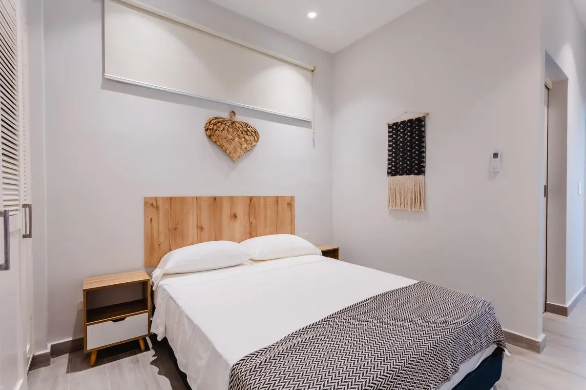 Modern 2BR in Casco Antiguo w/ Balcony