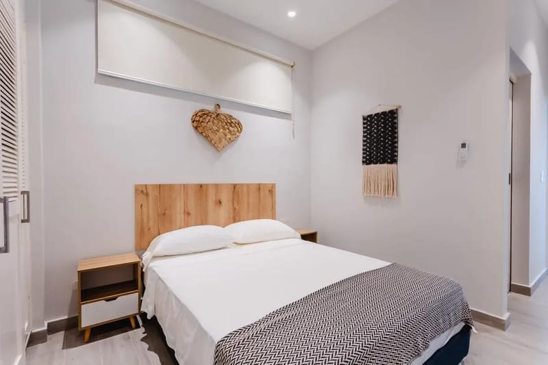 Modern 2BR in Casco Antiguo w/ Balcony