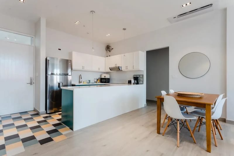 Modern 2BR in Casco Antiguo w/ Balcony