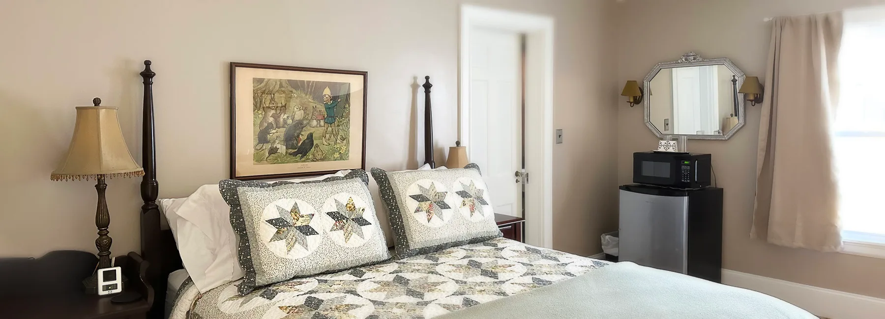 Guestroom panorama