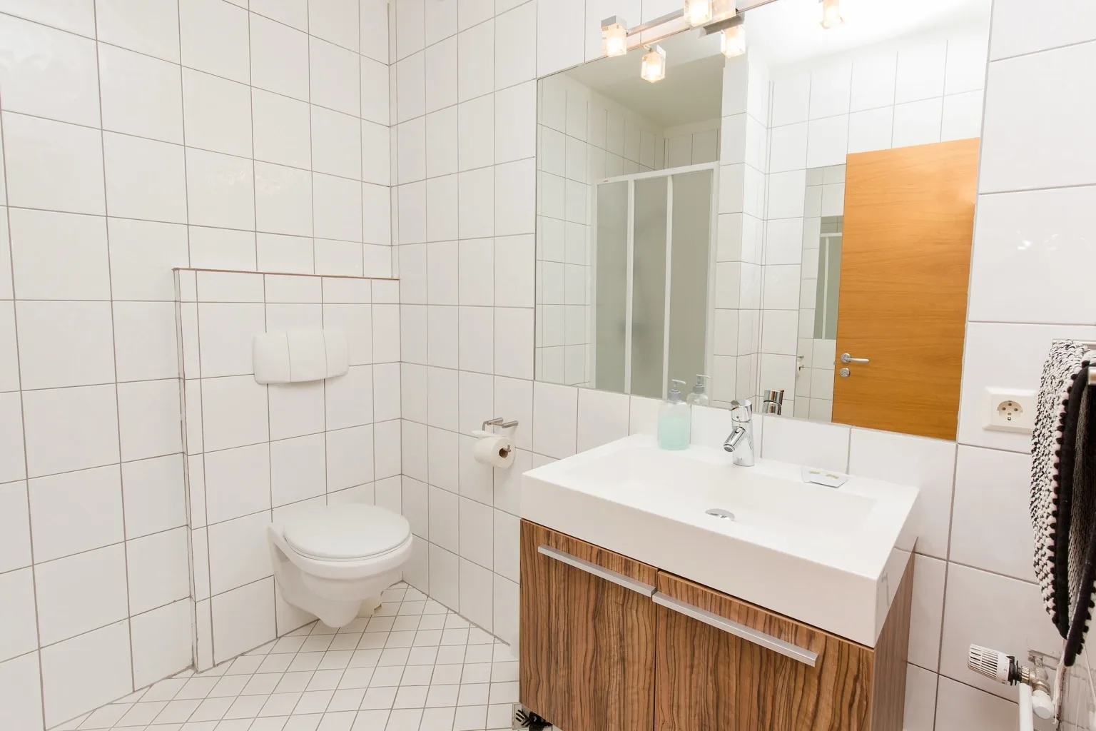 Private bathroom at Hótel Keilir