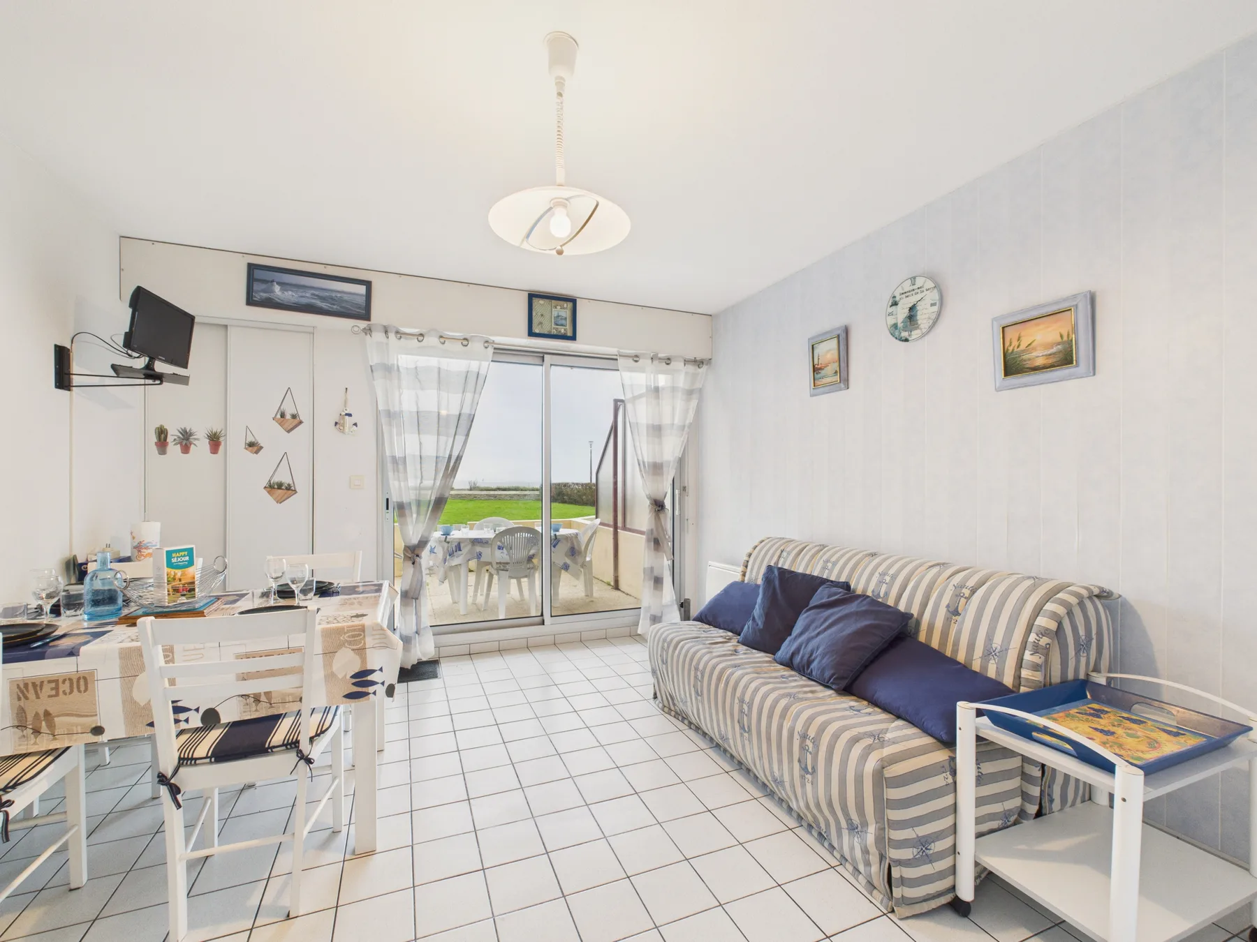 Apartment gallery photo