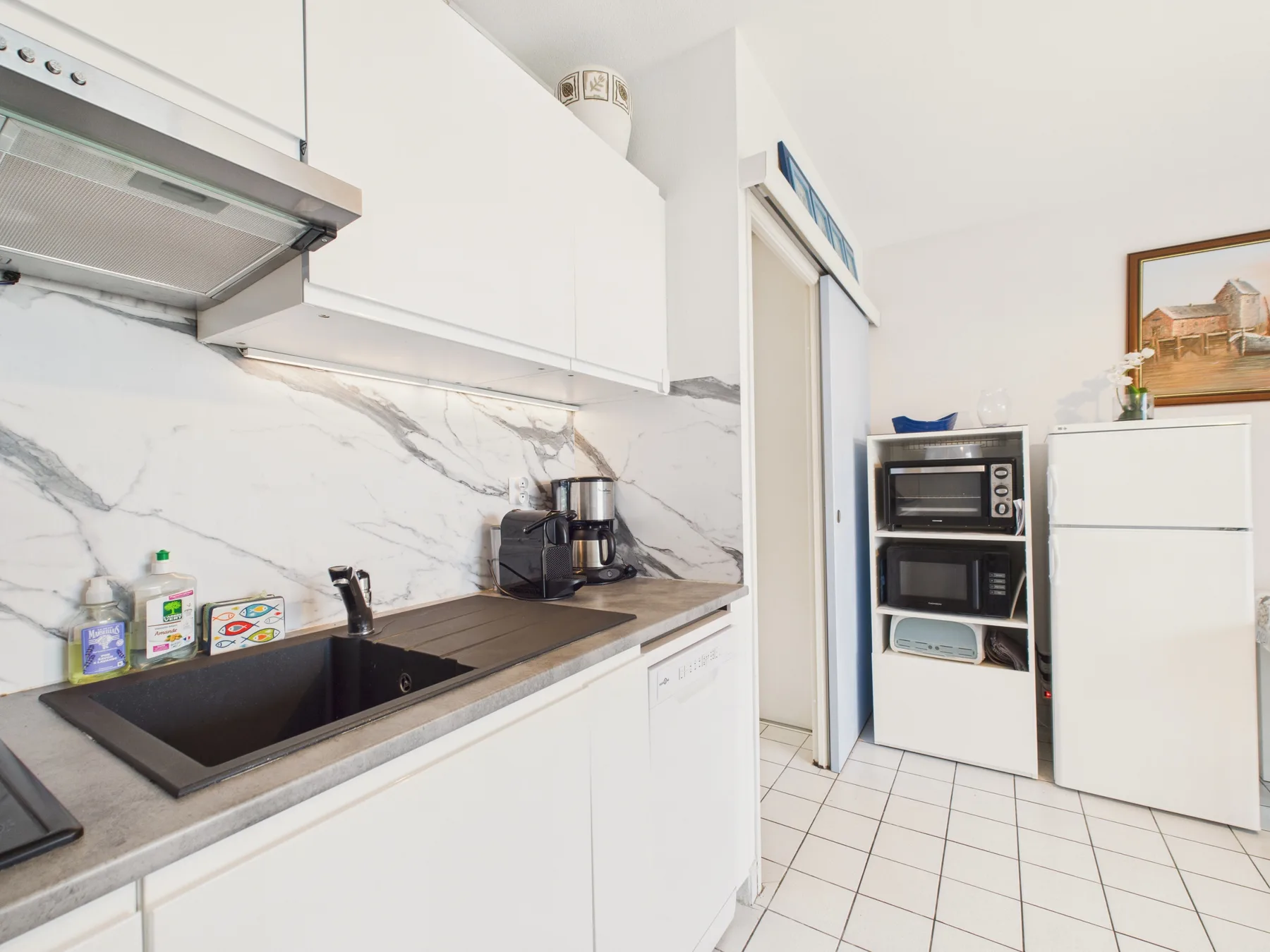 Apartment gallery photo