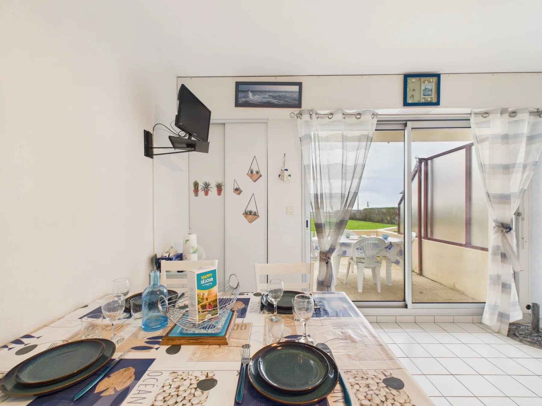 Apartment gallery photo